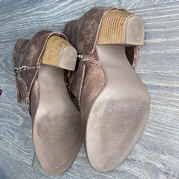 Not Rated booties - Picture 3 of 5